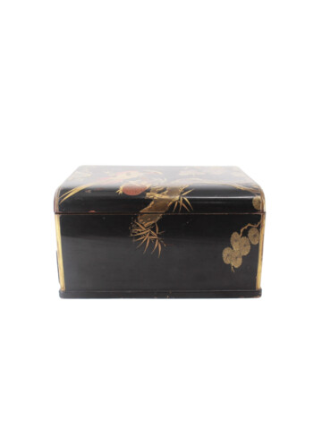 Japanese Lacquered Box 64186