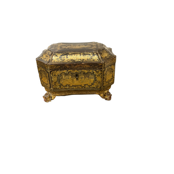 Stunning 19th Century English Chinoiserie Box 65745