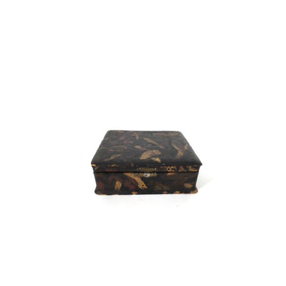 Japanese box with Maki-e Decoration Box 70965