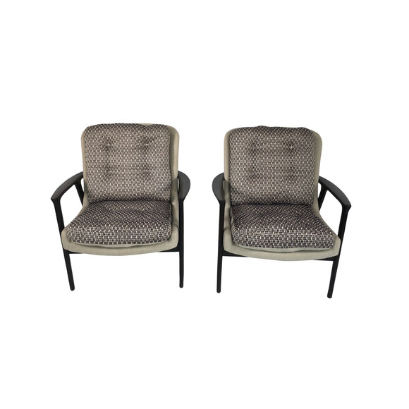 Pair Danish Mid Century Arm Chairs 18610