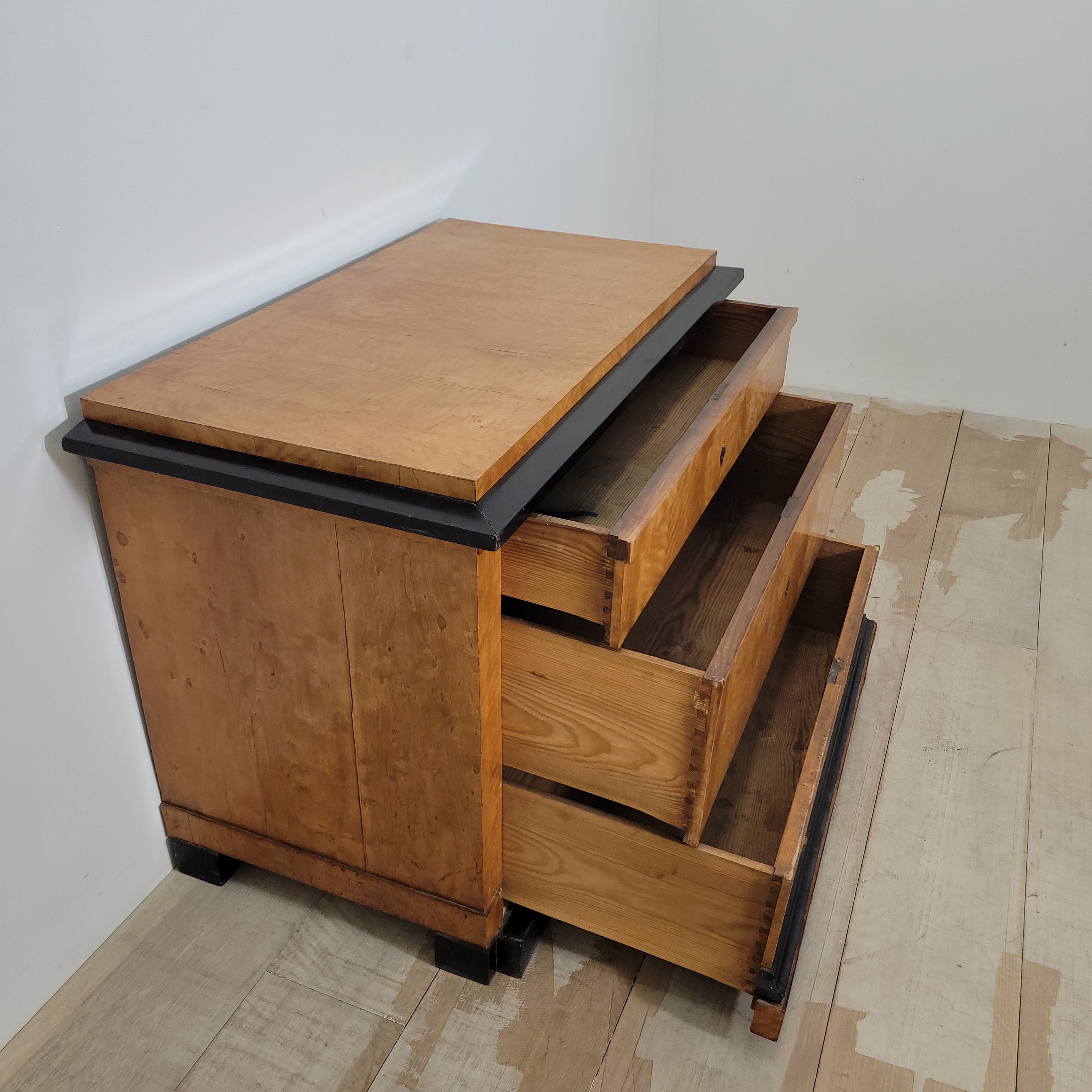 Swedish Biedermeier commode