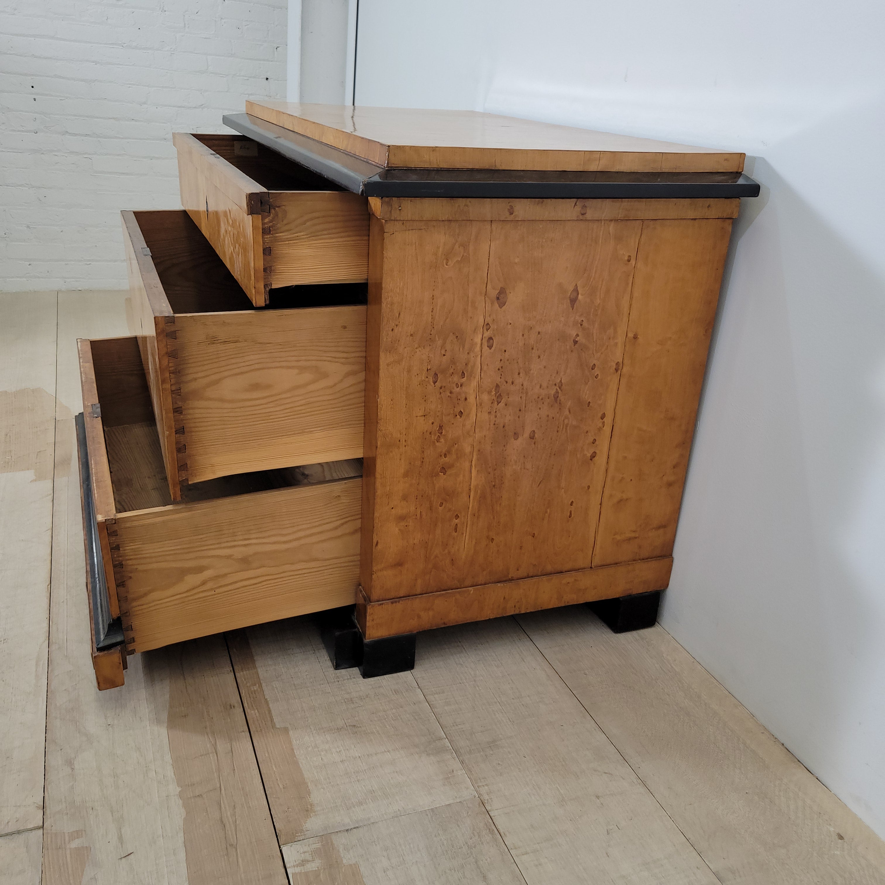 Swedish Biedermeier commode