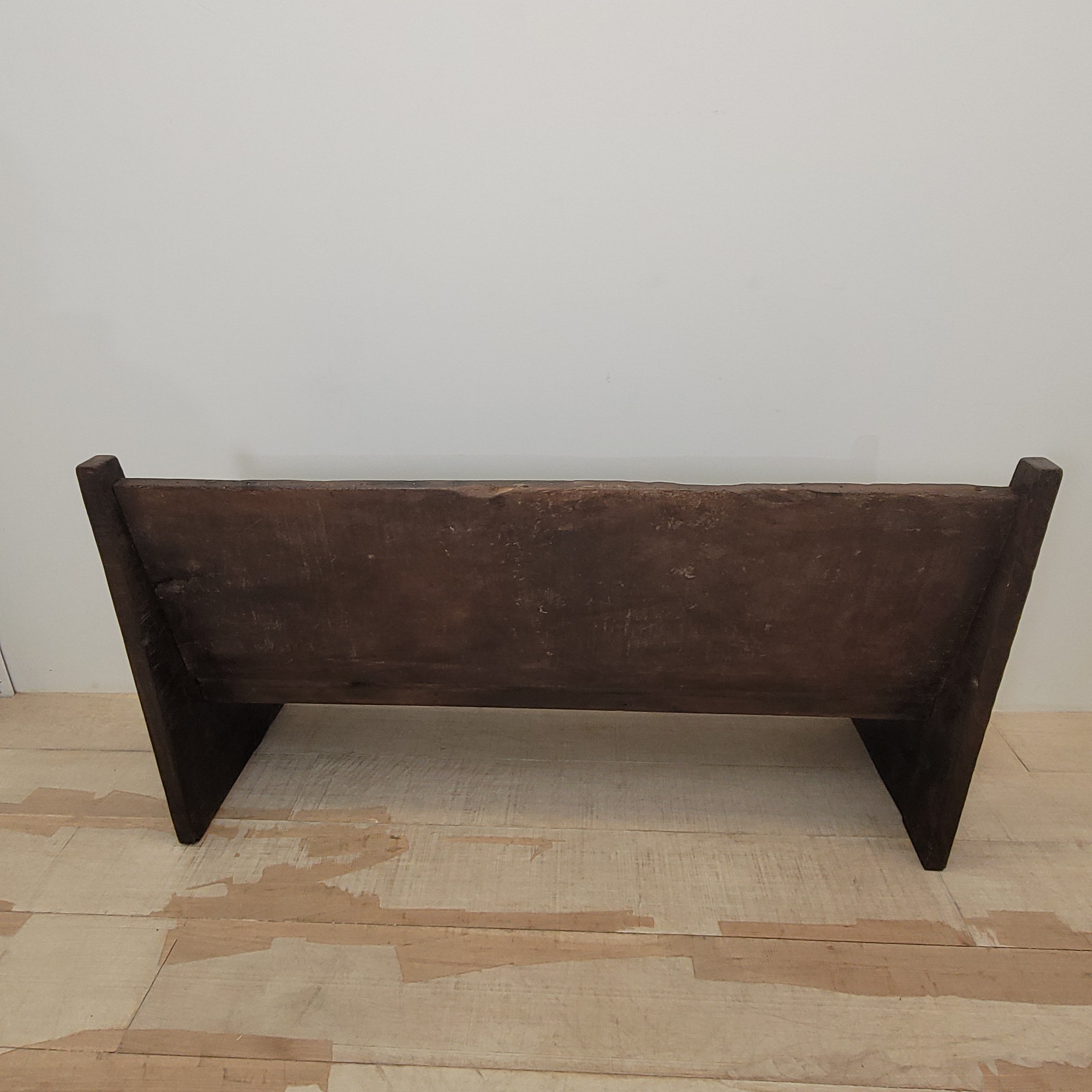 Limited Edition, 18th century walnut bench