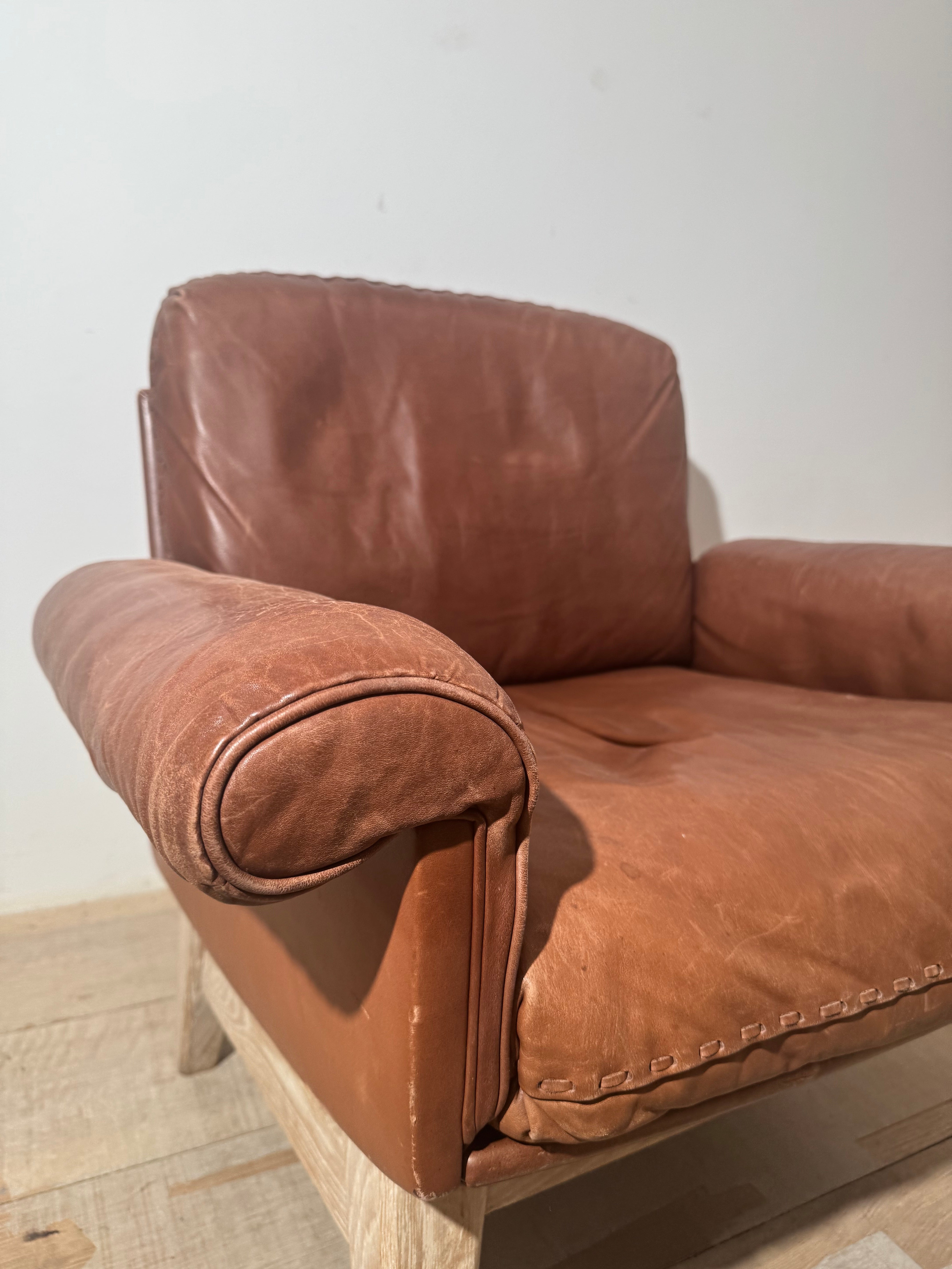 Single Desede Leather Armchair