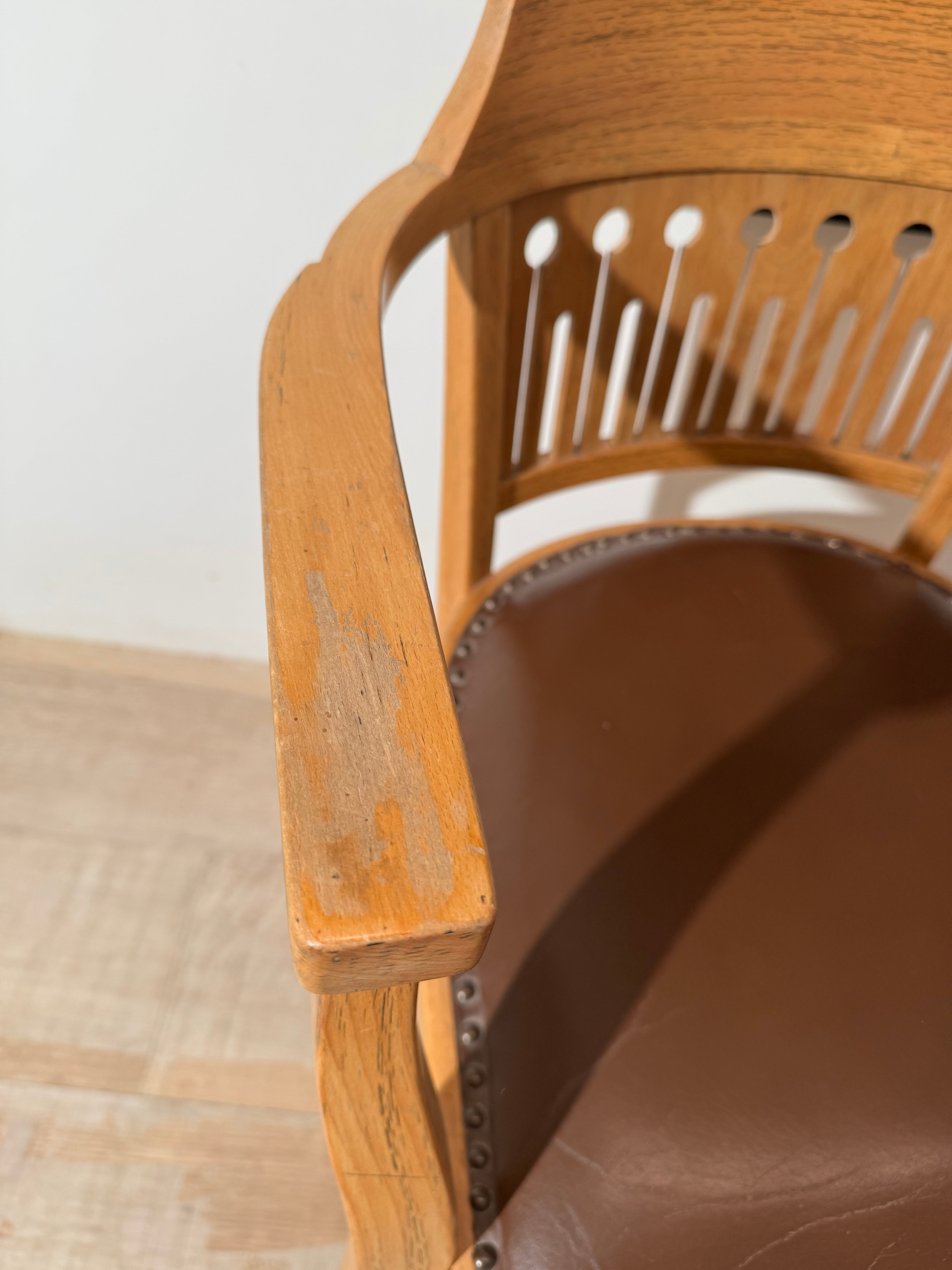 Pair of Oak Austrian Secessionist Armchairs