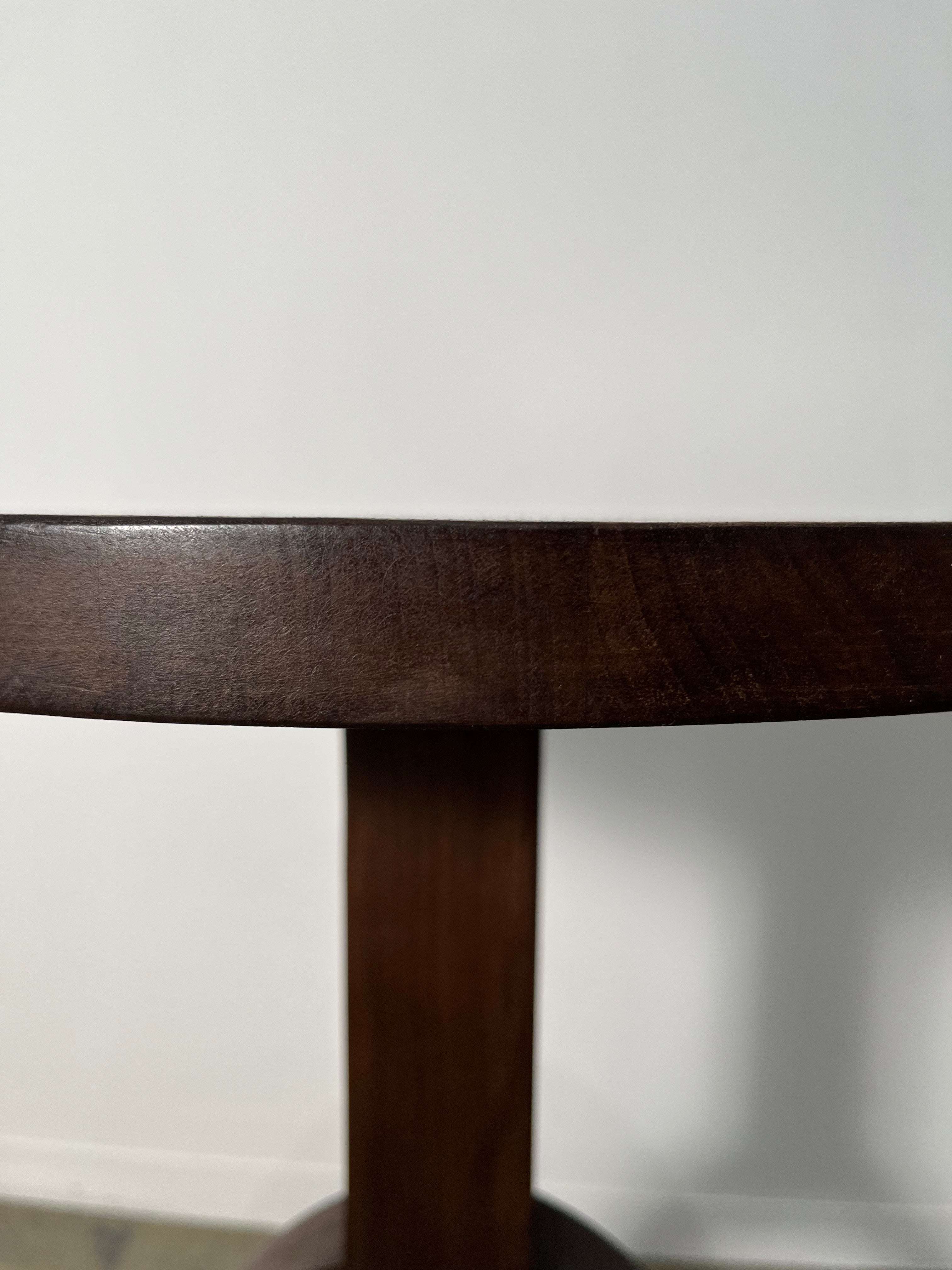 Lucca Studio Elle Side table