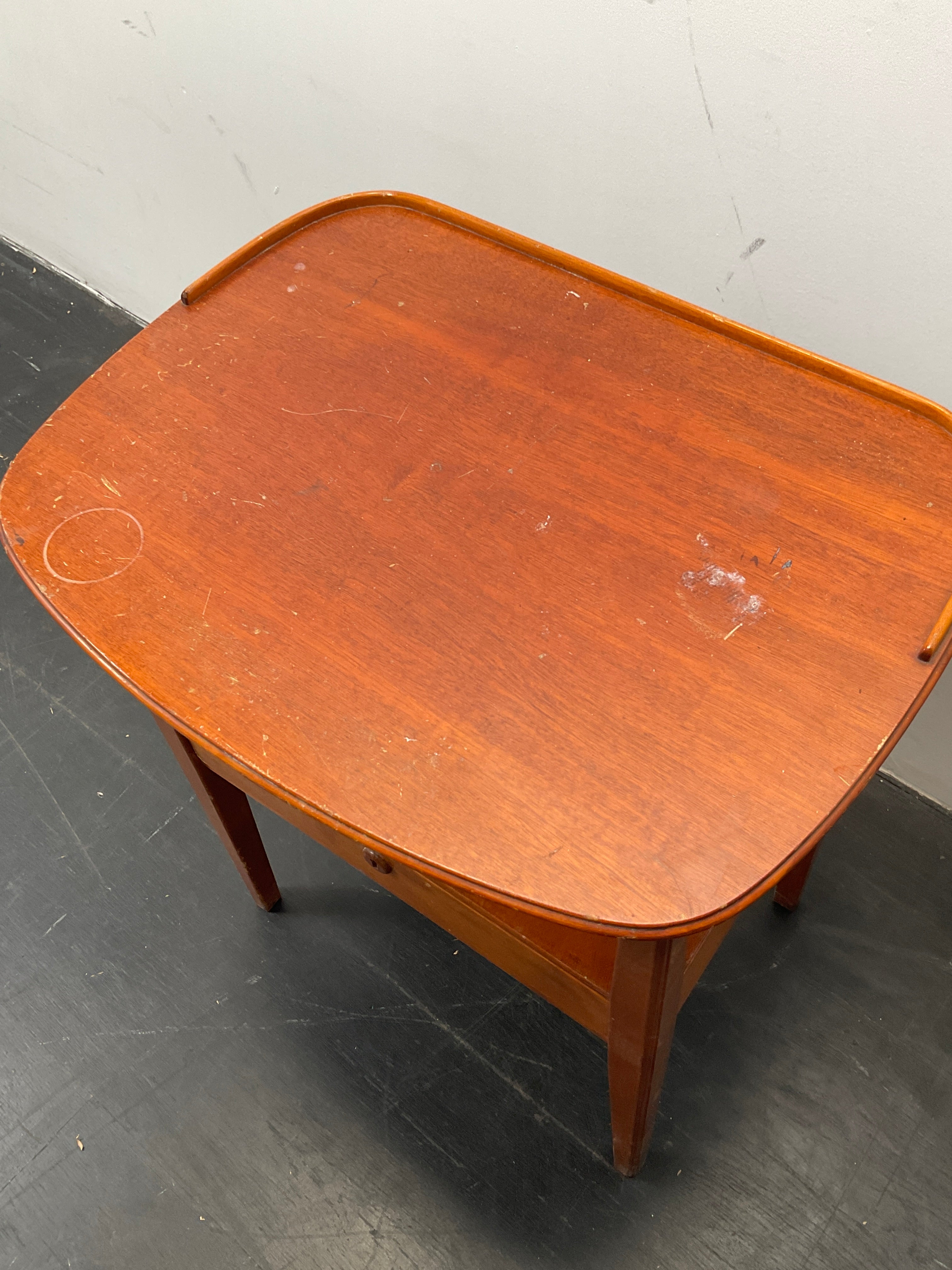 French Side table