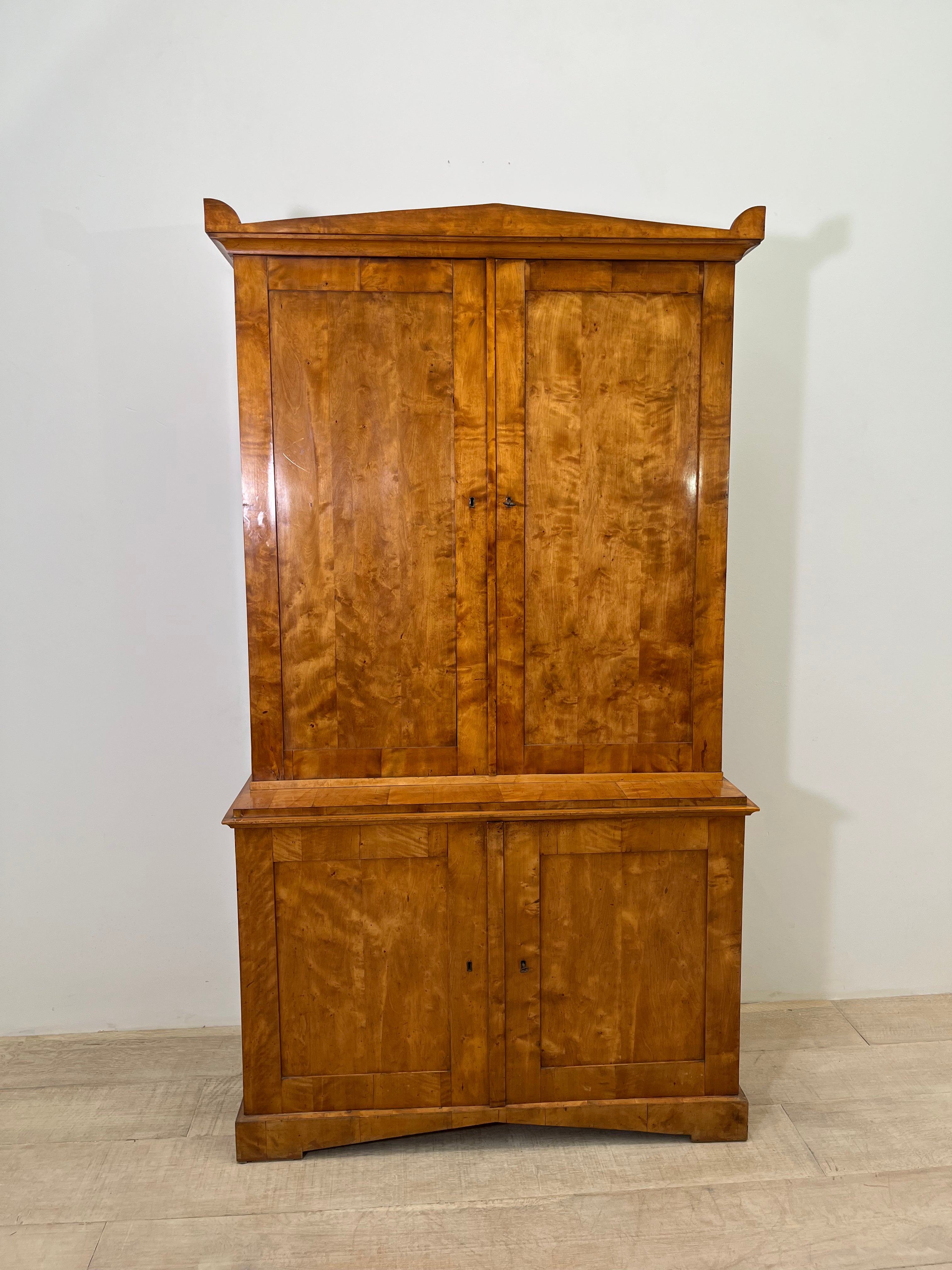 Swedish Biedermeier Cabinet in Burl Wood