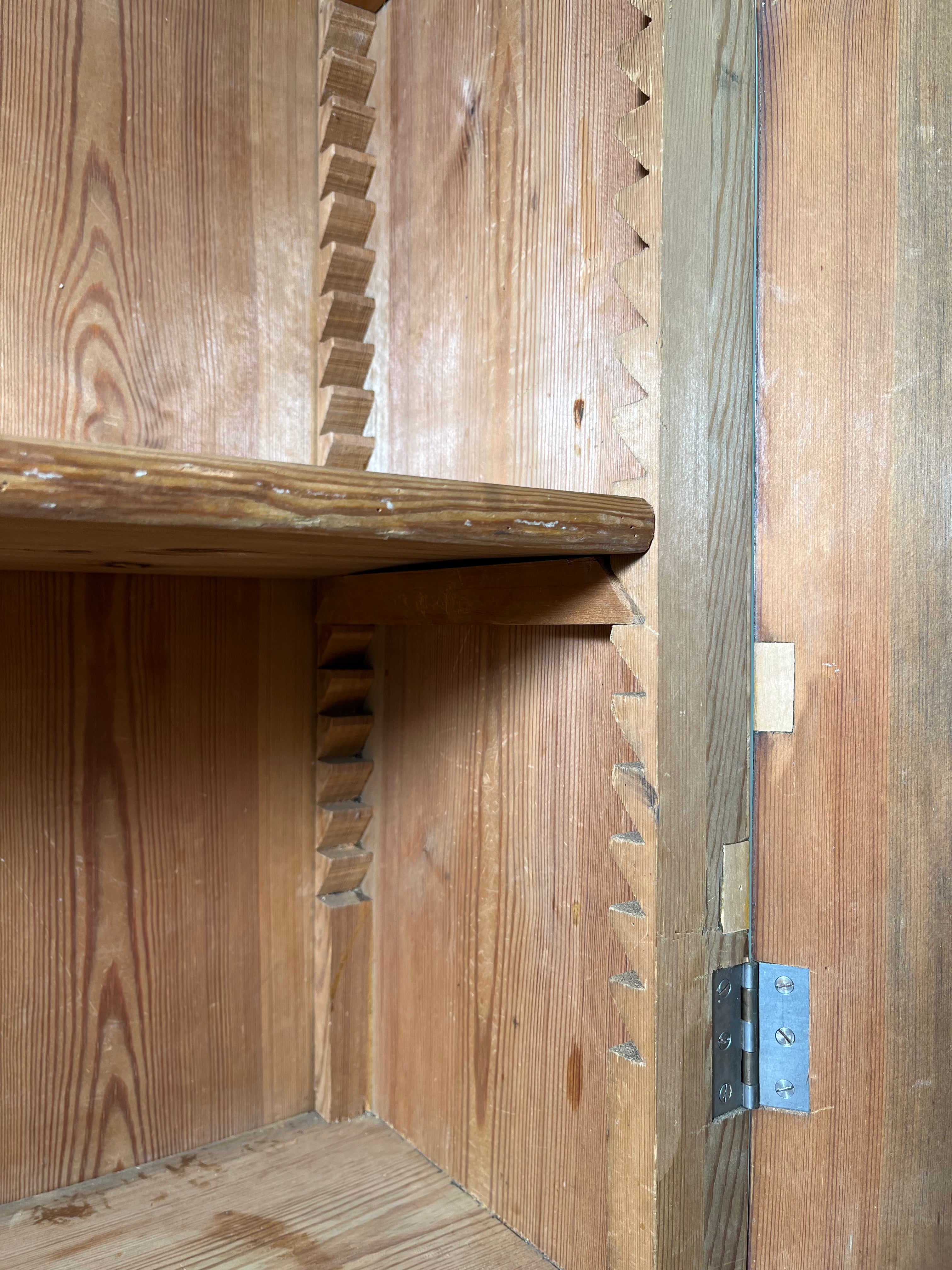 Swedish Biedermeier Cabinet in Burl Wood