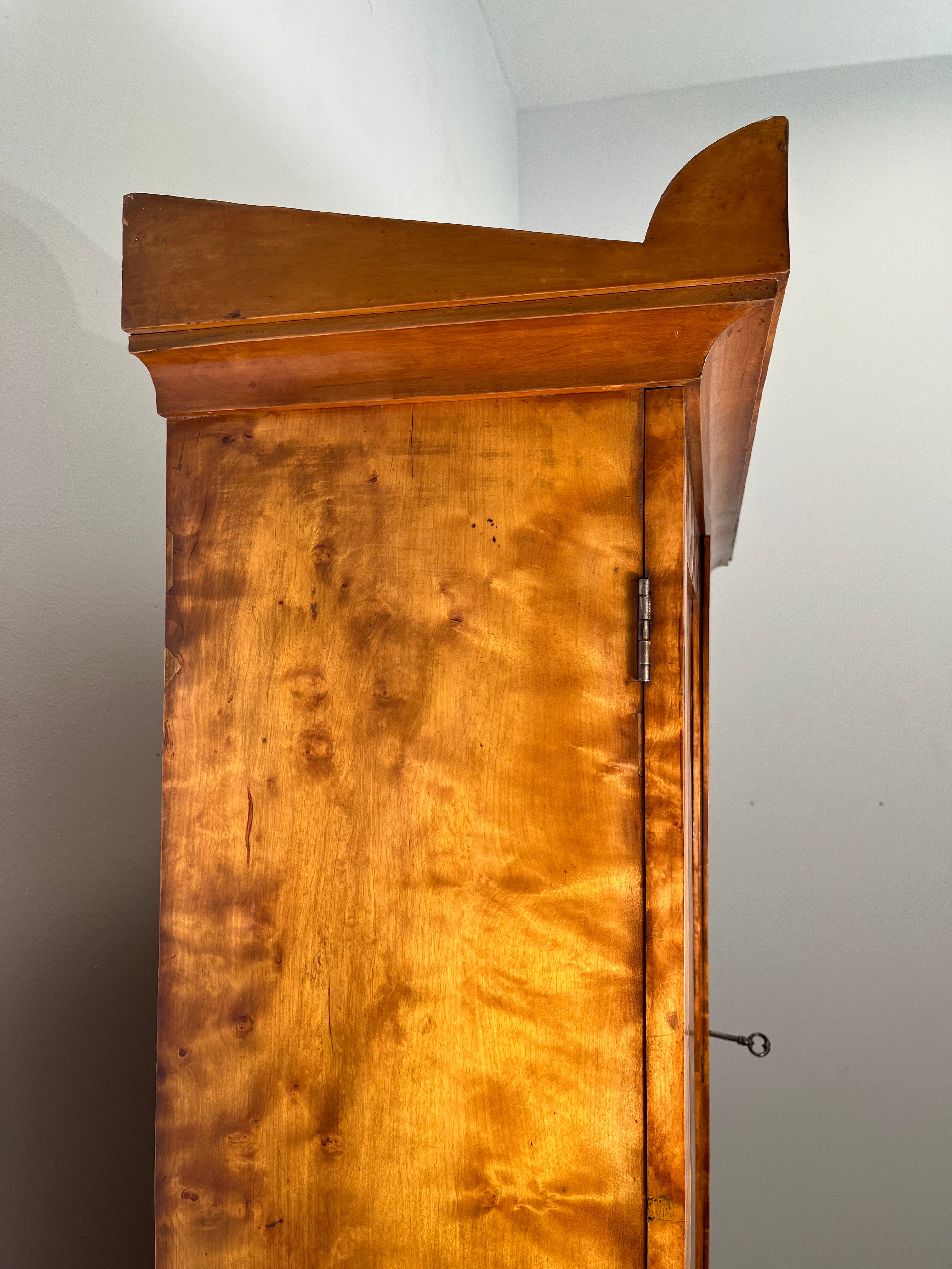 Swedish Biedermeier Cabinet in Burl Wood