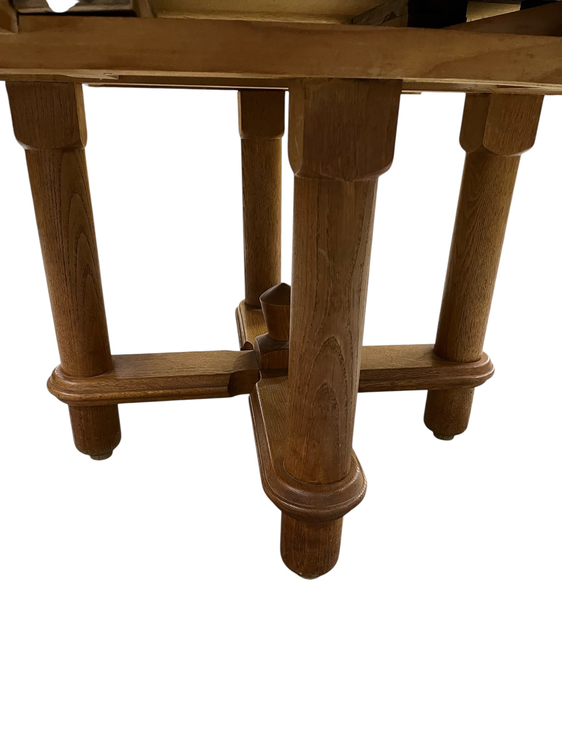 Guillerme et Chambrone Edition Votre Maison Round Oak Dining Table