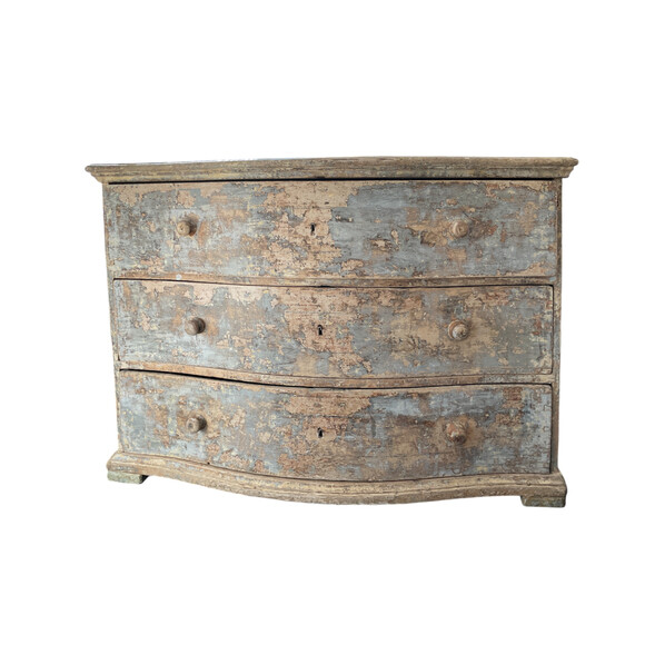 18th Century Swedish Commode 76590