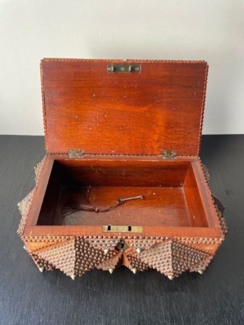 Vintage Tramp Box