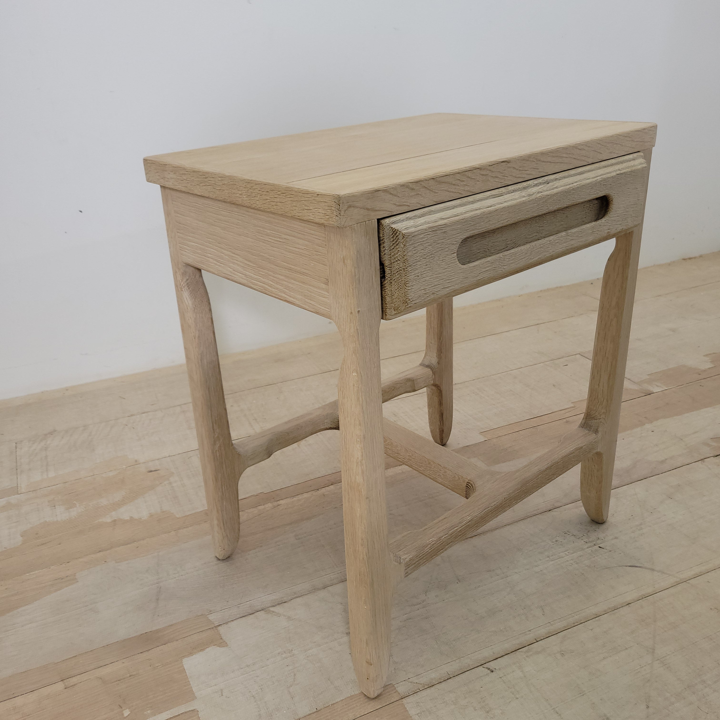 Limited Edition oak one drawer nightstand/table