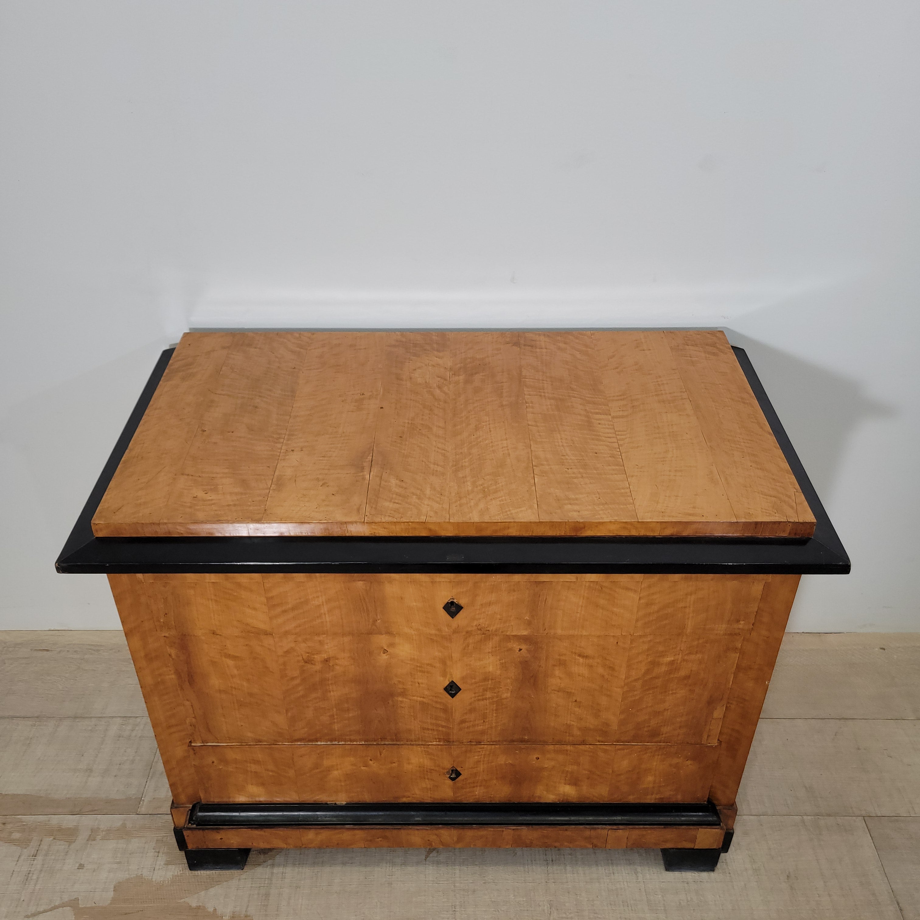 Swedish Biedermeier commode