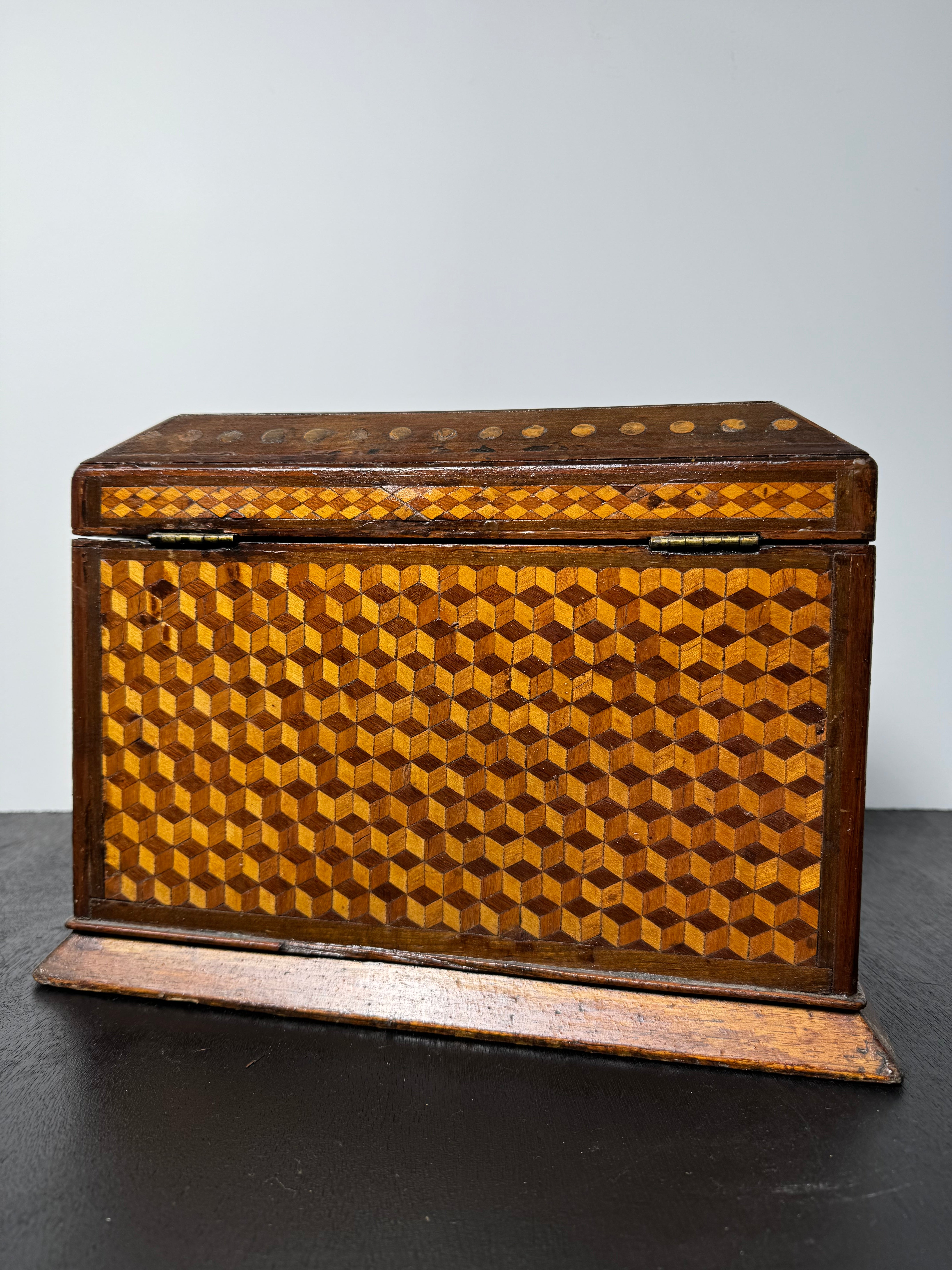 Large American Inlaid Box