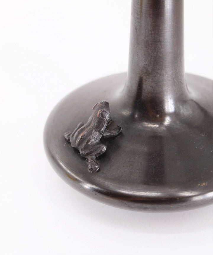 Early 20th Century Japanese Bronze Candle Holder with Frogs