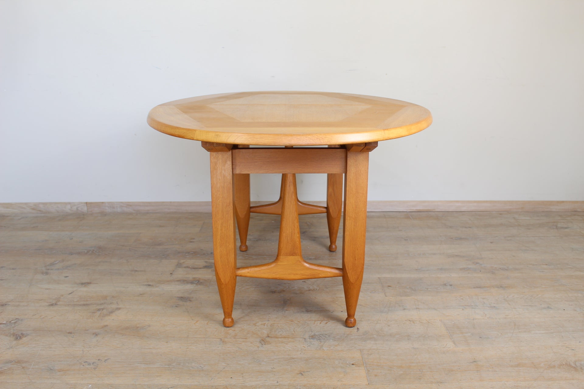 Guillerme & Chambron Oak Oval Dining Table