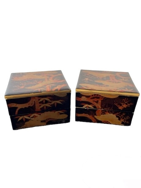 Exceptional Lacquer Jubako Box