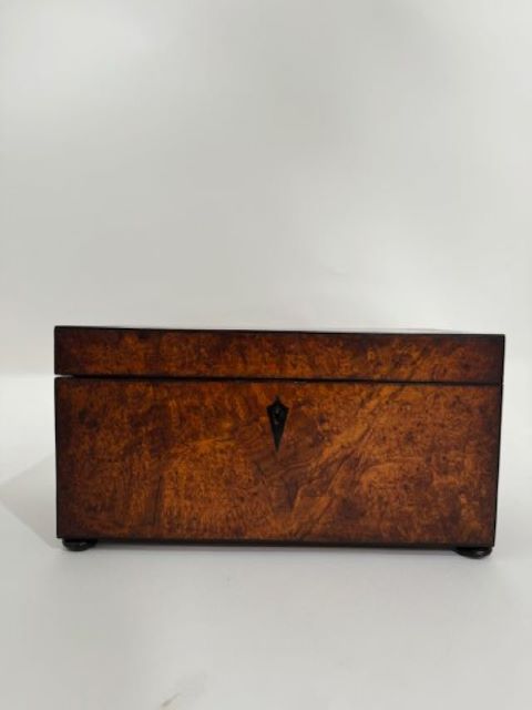 English 19th Century Burl Walnut Tea Caddy