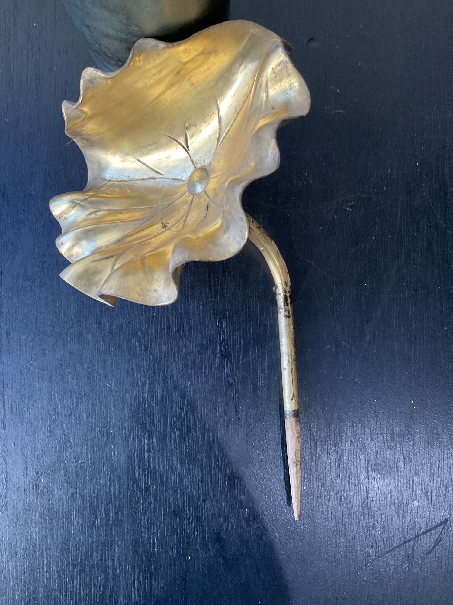 Exceptional 19th Century Gilt Wood Alter Flower