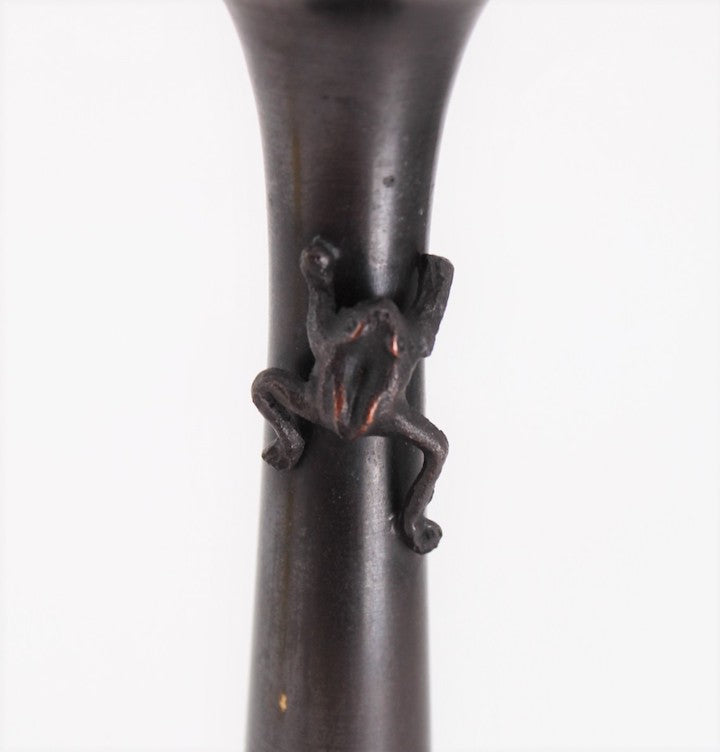 Early 20th Century Japanese Bronze Candle Holder with Frogs