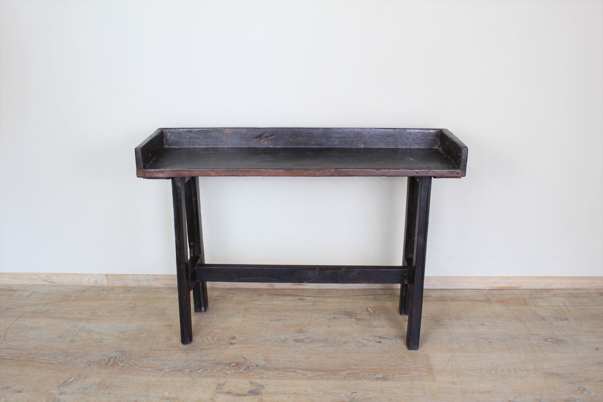 Lucca Studio Clive Walnut Bar/Console