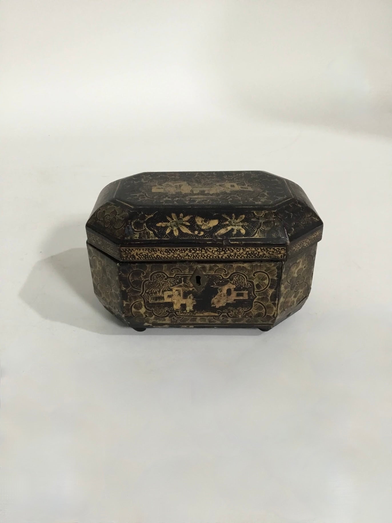 19th Century English Chinoiserie Box