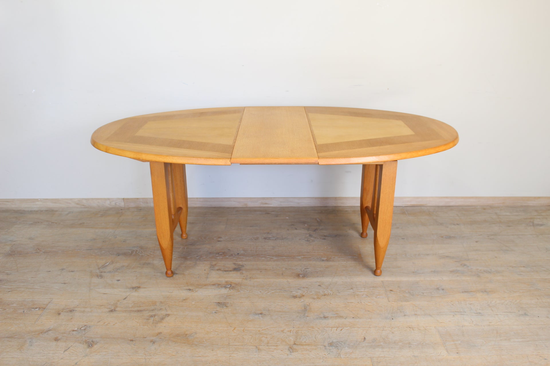 Guillerme & Chambron Oak Oval Dining Table