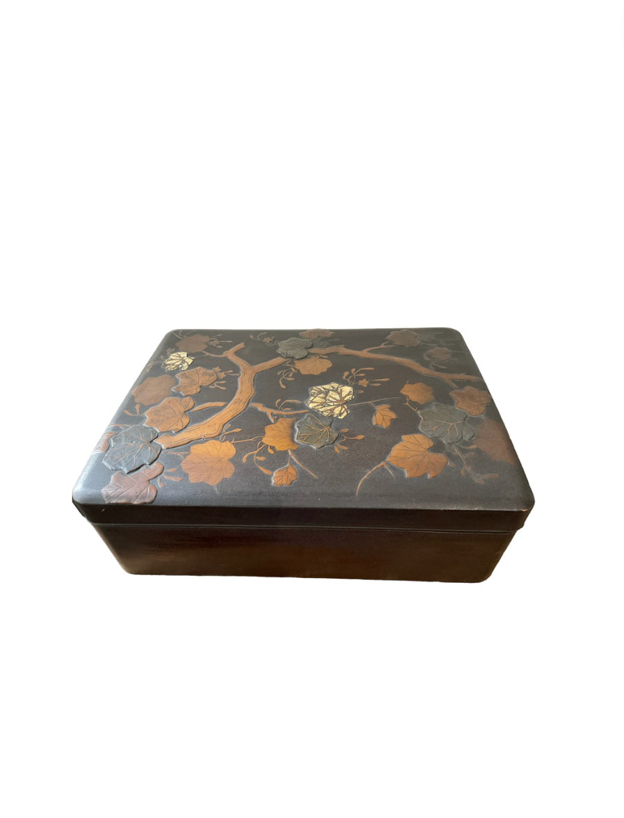 Antique Japanese Makie Box